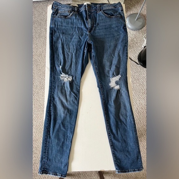 Universal Thread High Rise Skinny Jeans - Picture 2 of 5